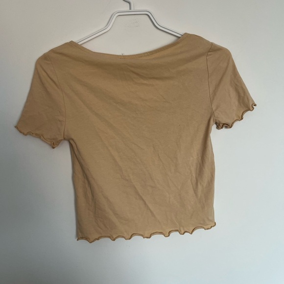 NWT Don’t call me Jennyfer Tan Button-Up Crop Butterfly Blouse size small - Picture 6 of 6